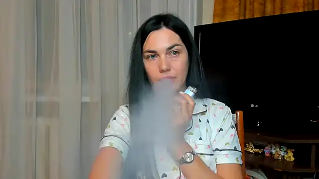 Lune_Moon stripchat live cam model