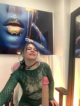 AylinCollins stripchat live cam model