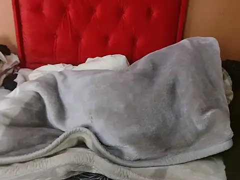 African_Busty stripchat live cam model