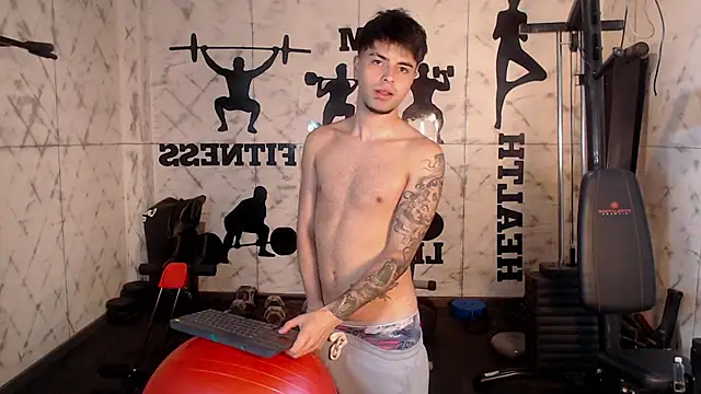 FedeViale stripchat live cam model