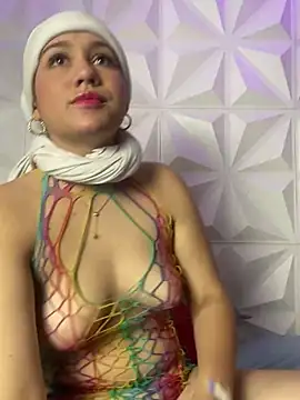 Sahaara stripchat live cam model