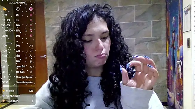 Diamond_Curls stripchat live cam model