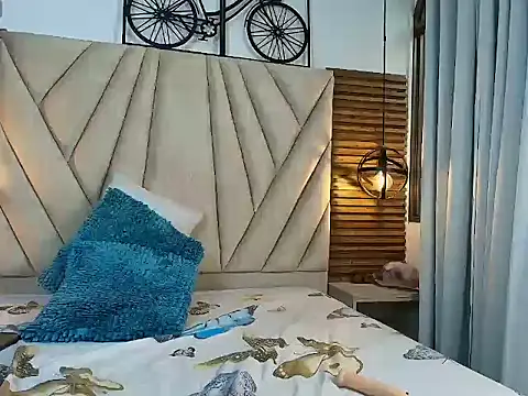 scarlat_rose stripchat live cam model
