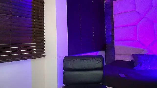 Tyler_Mcrey stripchat live cam model