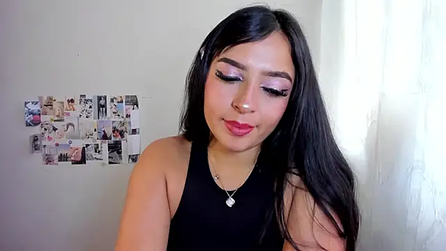 Conie_Squirtt stripchat live cam model