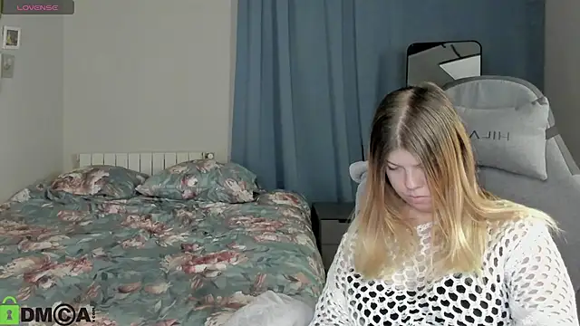 Stefania-sweet stripchat live cam model