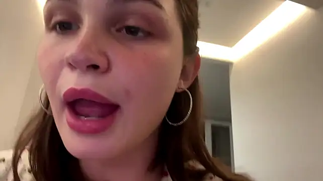 SonjaHarriet stripchat live cam model