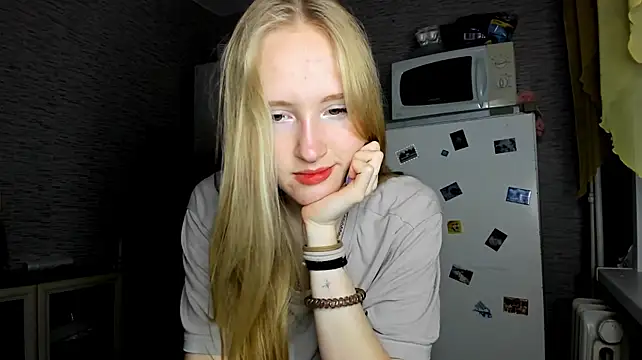 Mia_Azart stripchat live cam model