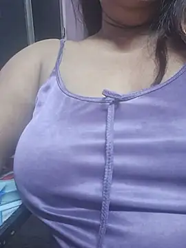 parveen-PP stripchat live cam model