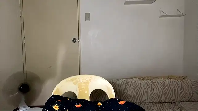VirginiaGerkin stripchat live cam model