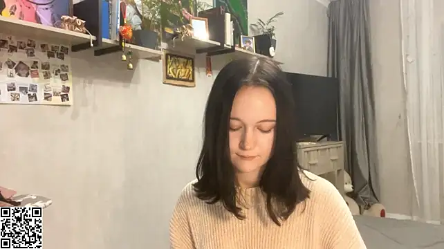 RukiyaLowland stripchat live cam model