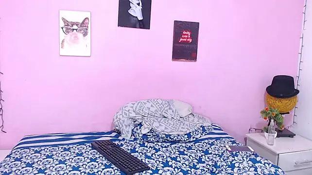 charlie_adams1 stripchat live cam model