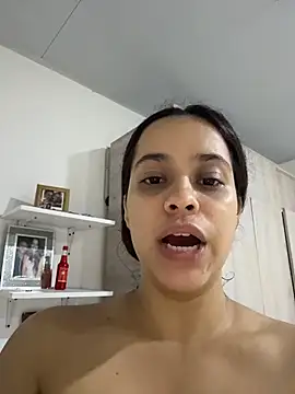 kiley-luz stripchat live cam model