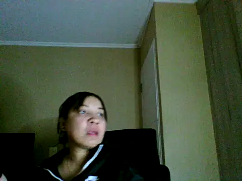 MaddyMay_LmX stripchat live cam model