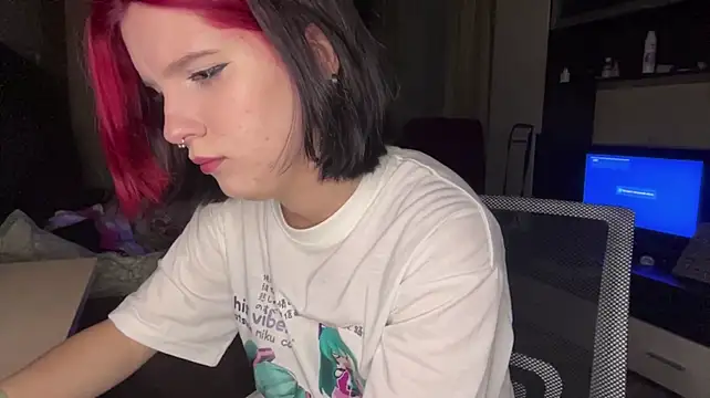 CortneyBosque stripchat live cam model