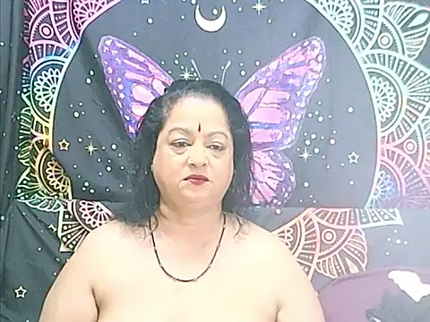 matureindian stripchat live cam model