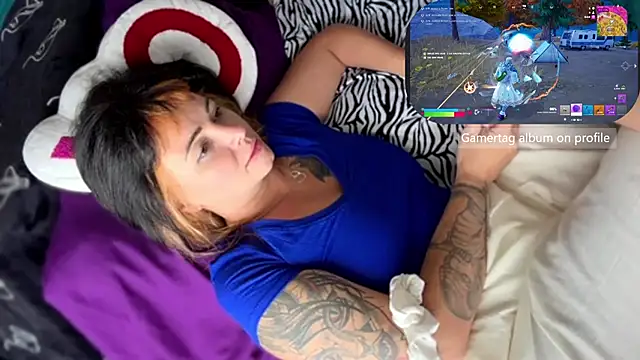 MarlaFknSinger stripchat live cam model