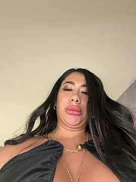 kiim_taaylor stripchat live cam model