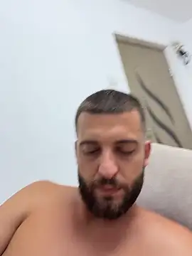 Pablo_Hornyguy95 stripchat live cam model