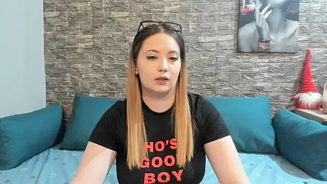 kalindahot stripchat live cam model