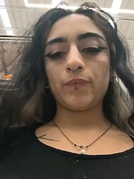 Lila_Desiree stripchat live cam model