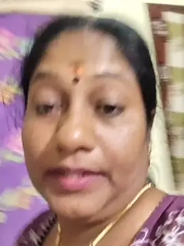 yamini1431 stripchat live cam model