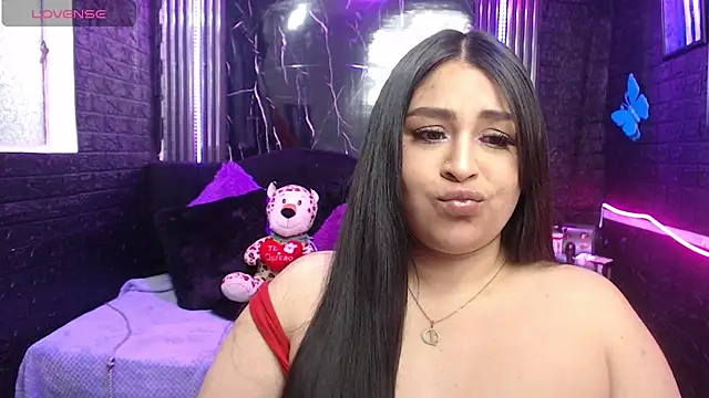 coraline_sun stripchat live cam model