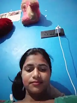 Muskannjii stripchat live cam model