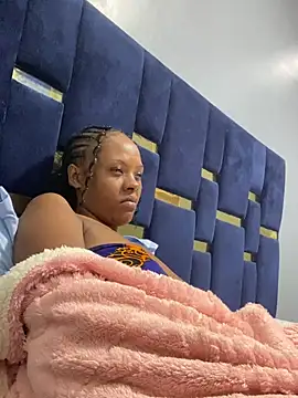 Sis27 stripchat live cam model