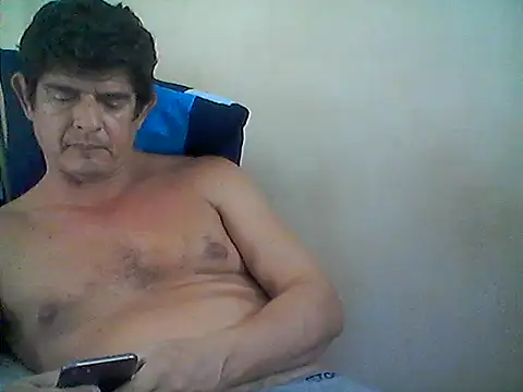 Marobronco stripchat live cam model