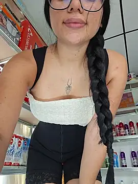 Katia_sweetx stripchat live cam model