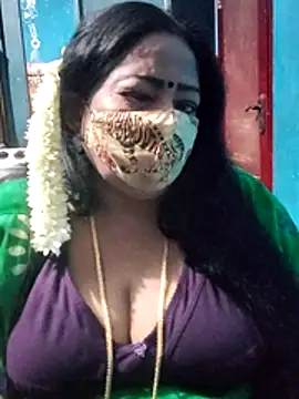 maniisha stripchat live cam model