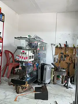Paul22cm- stripchat live cam model