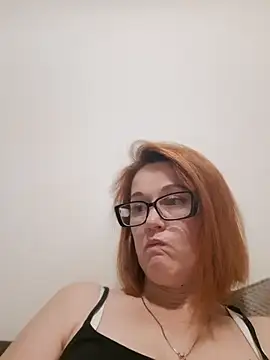 LanaOlbenst stripchat live cam model