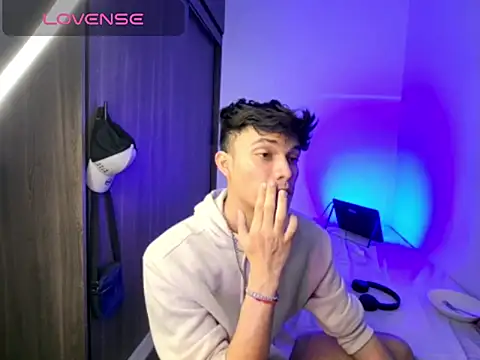 AlexxxGod stripchat live cam model