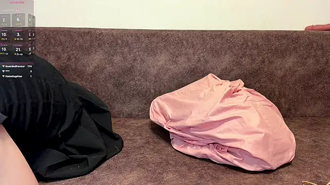 CartiBlue stripchat live cam model
