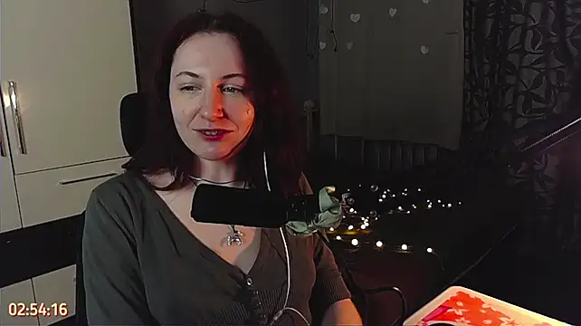 PricklyPeach stripchat live cam model