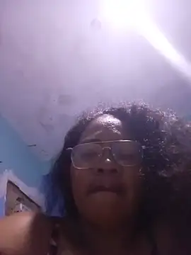 Sexymonmy stripchat live cam model