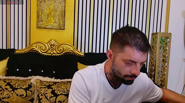 TommyDum stripchat live cam model