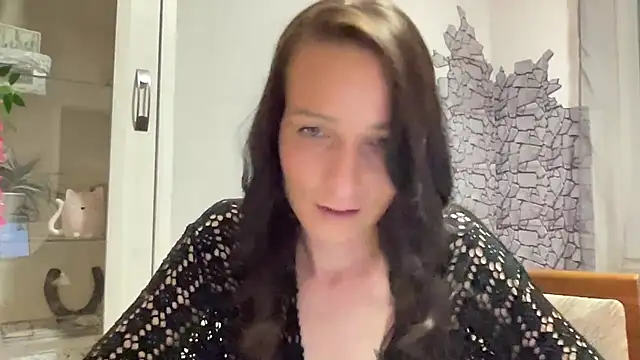 MilaArden stripchat live cam model