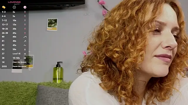 GingerBeauti stripchat live cam model