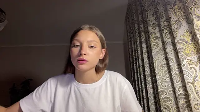 CaraMalpica stripchat live cam model