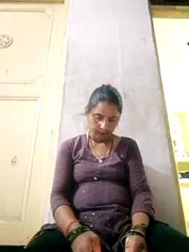 Salnihote stripchat live cam model