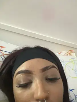 Lucifer0222 stripchat live cam model