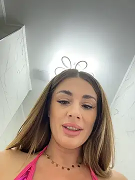 IsabellaEtthan stripchat live cam model