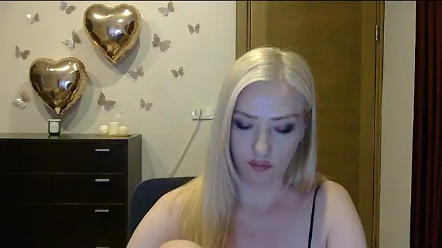 Wild_Silk_Desire stripchat live cam model