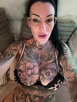 MeganWitch stripchat live cam model