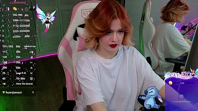 RedVelveten stripchat live cam model