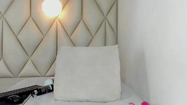 angelswets stripchat live cam model