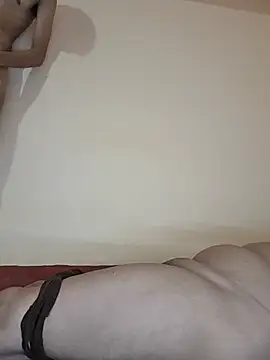 couplegk71 stripchat live cam model